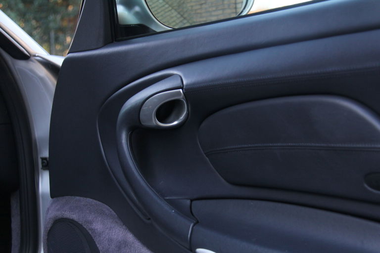 Porsche 996 Carrera 4