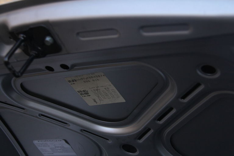 Porsche 996 Carrera 4