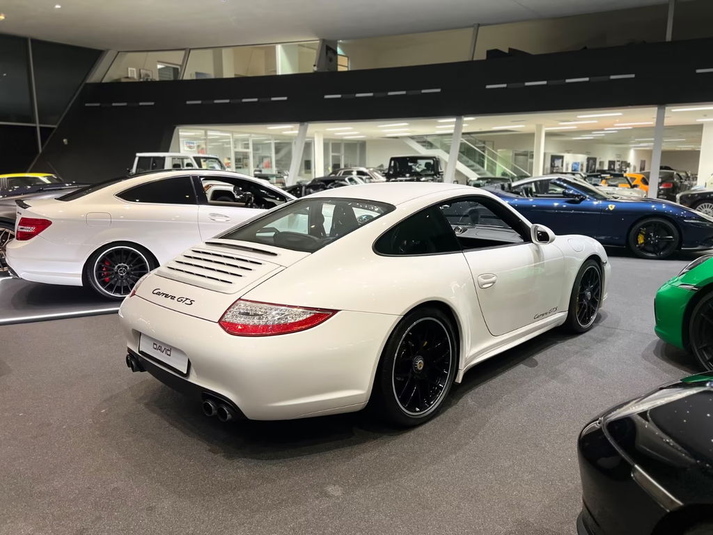 Porsche 997.2 Carrera GTS