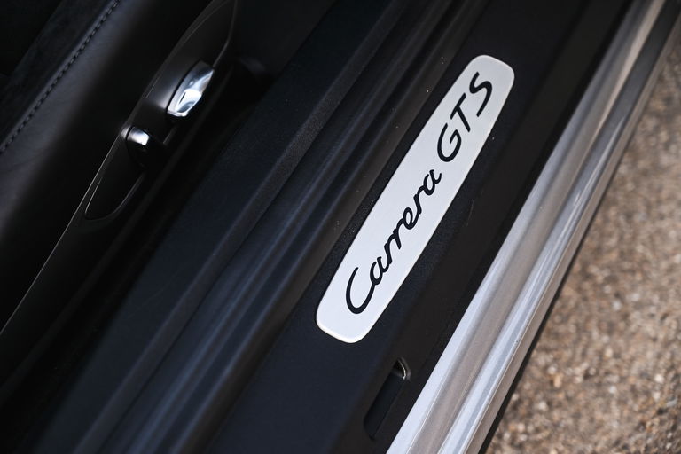 Porsche 991.2 Carrera GTS