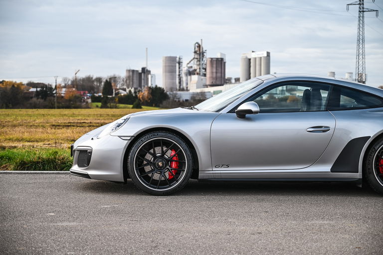 Porsche 991.2 Carrera GTS
