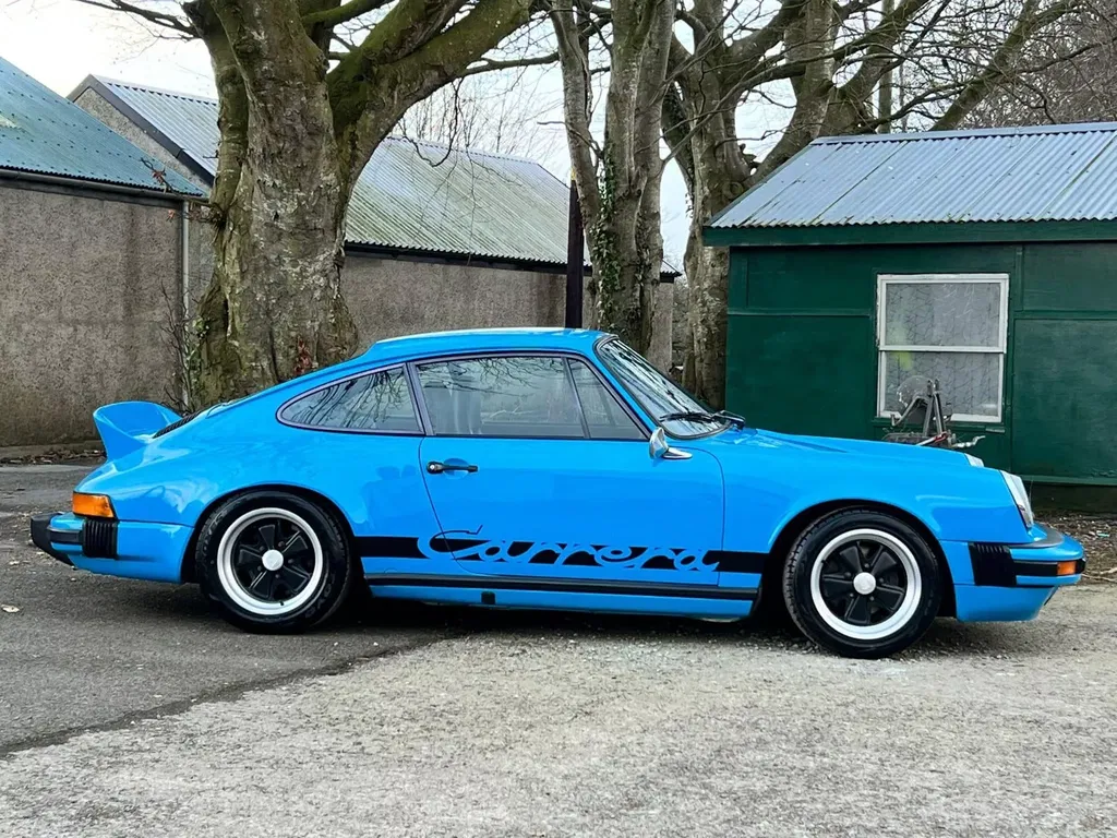 Porsche 911 Carrera 2.7