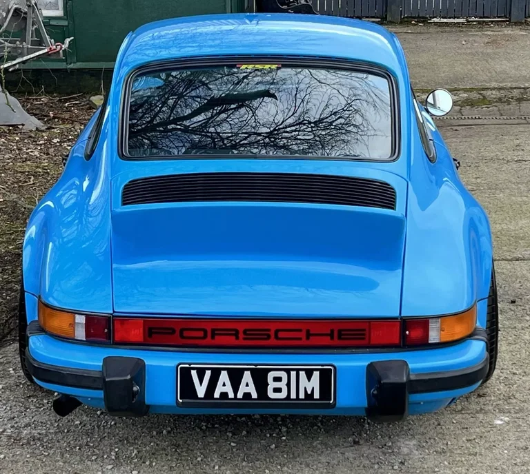 Porsche 911 Carrera 2.7