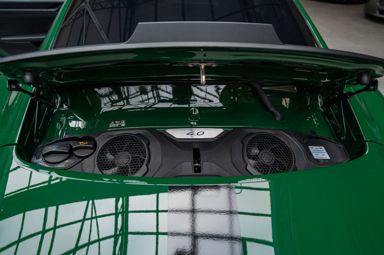 Porsche 992 GT3 Touring