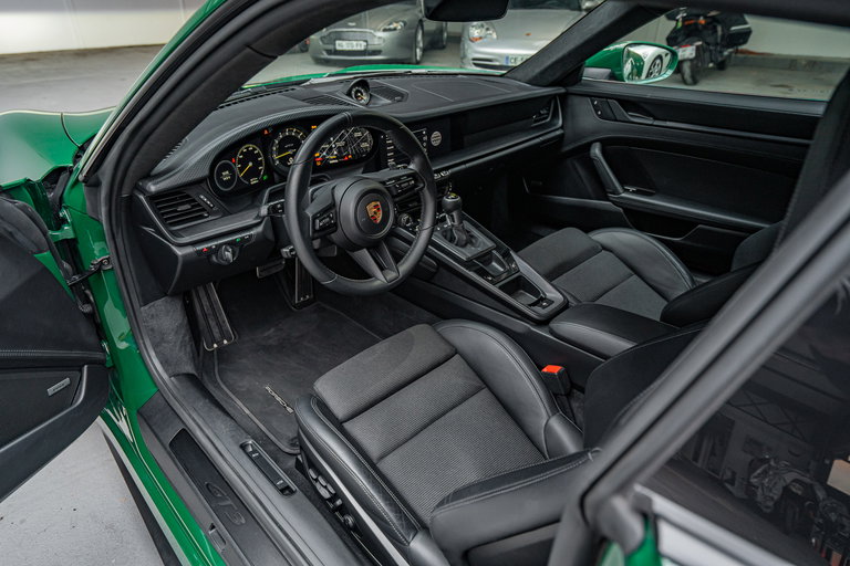 Porsche 992 GT3 Touring