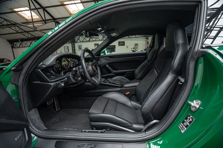 Porsche 992 GT3 Touring