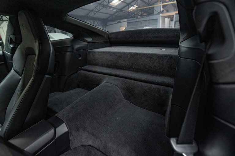 Porsche 992 GT3 Touring