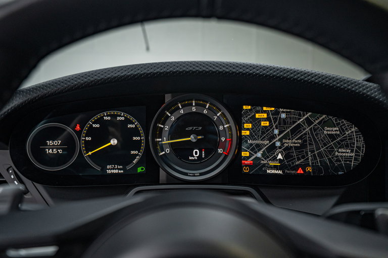 Porsche 992 GT3 Touring