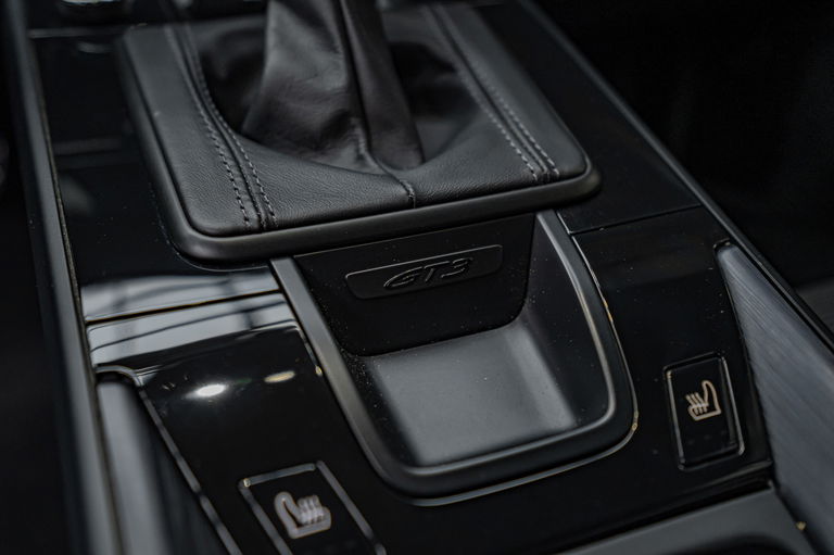 Porsche 992 GT3 Touring