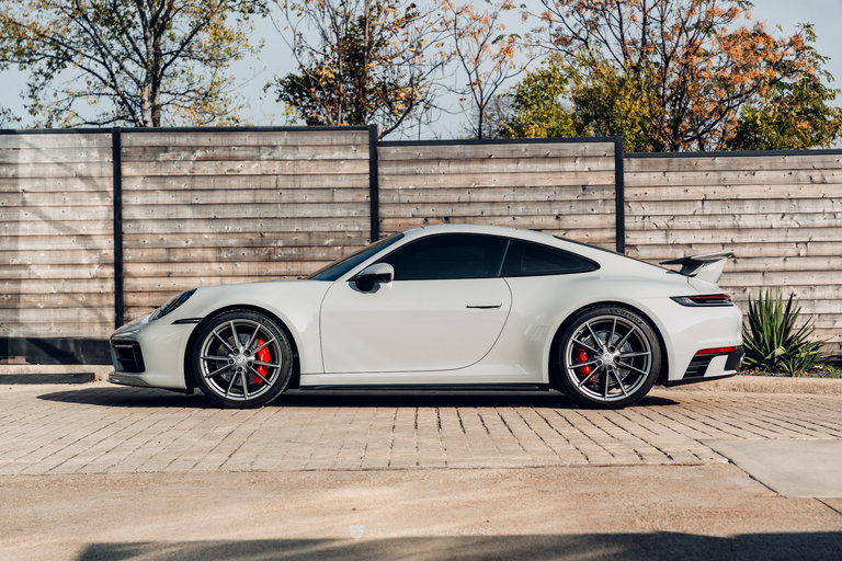 Porsche 992 Carrera 4S