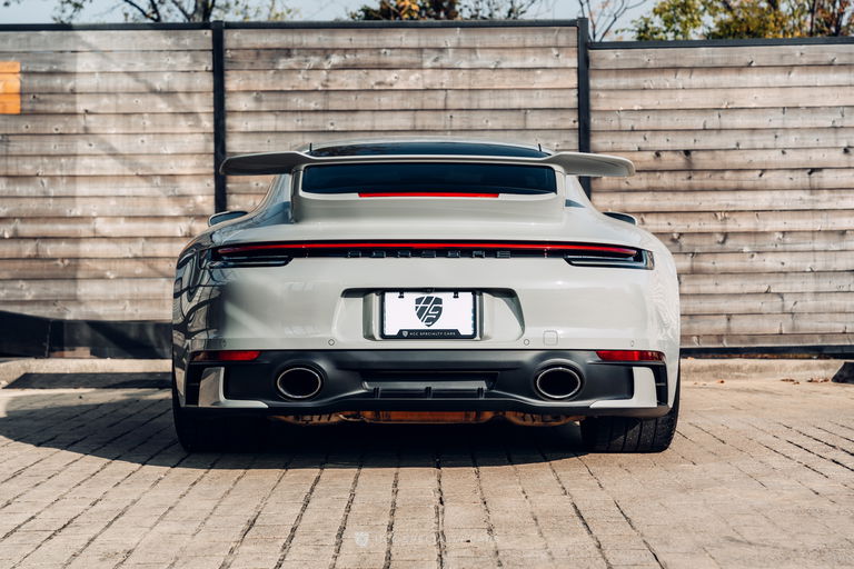 Porsche 992 Carrera 4S