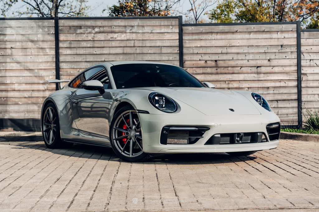 Porsche 992 Carrera 4S