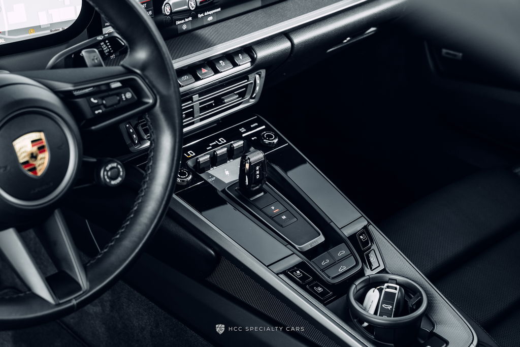 Porsche 992 Carrera 4S