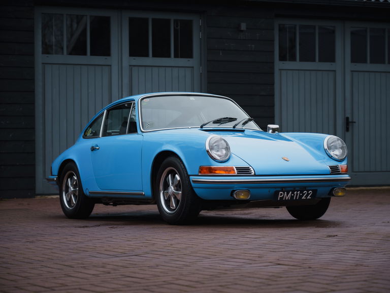 Porsche 911 T