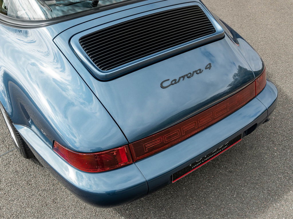 Porsche 964 Carrera 4