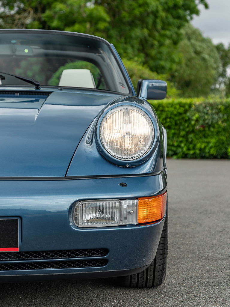 Porsche 964 Carrera 4