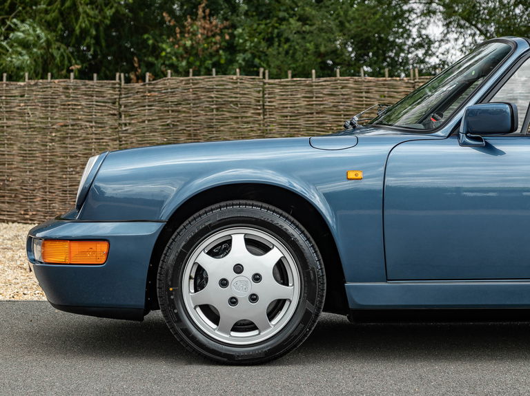 Porsche 964 Carrera 4