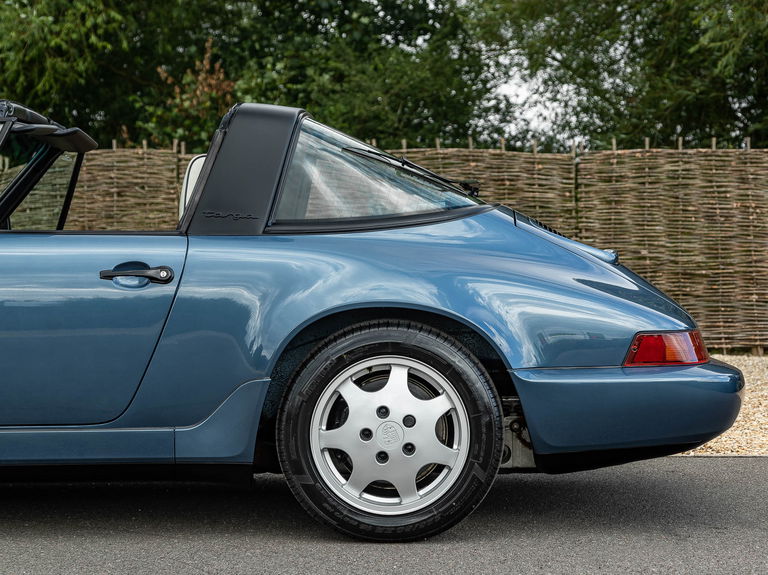 Porsche 964 Carrera 4