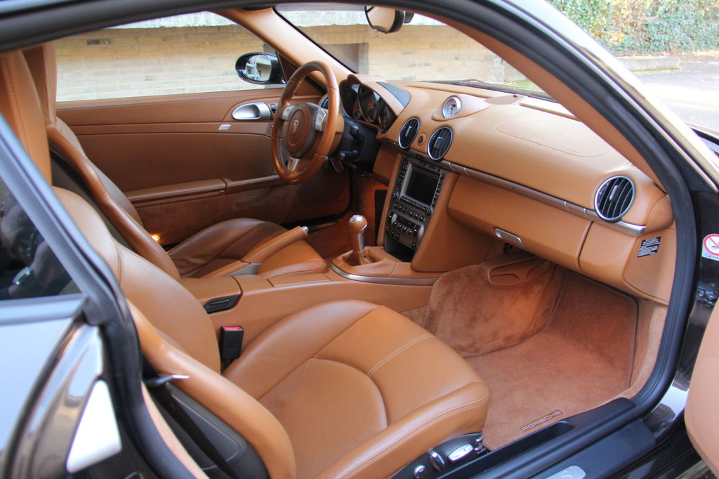 Porsche 987 Cayman S