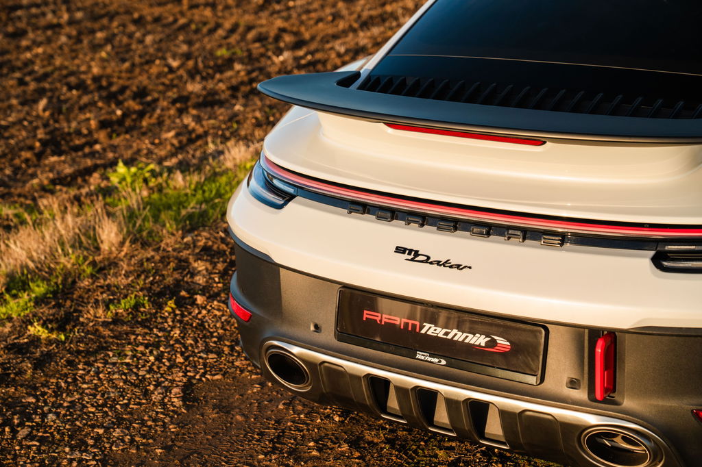Porsche 911 Dakar
