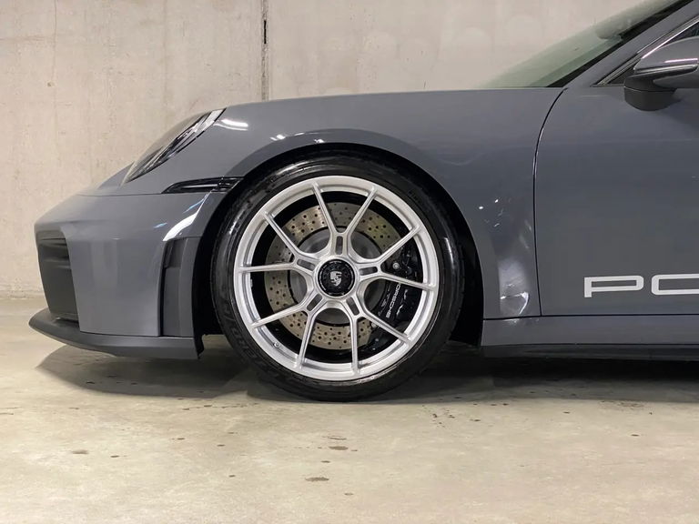 Porsche 992.2 GT3 Touring