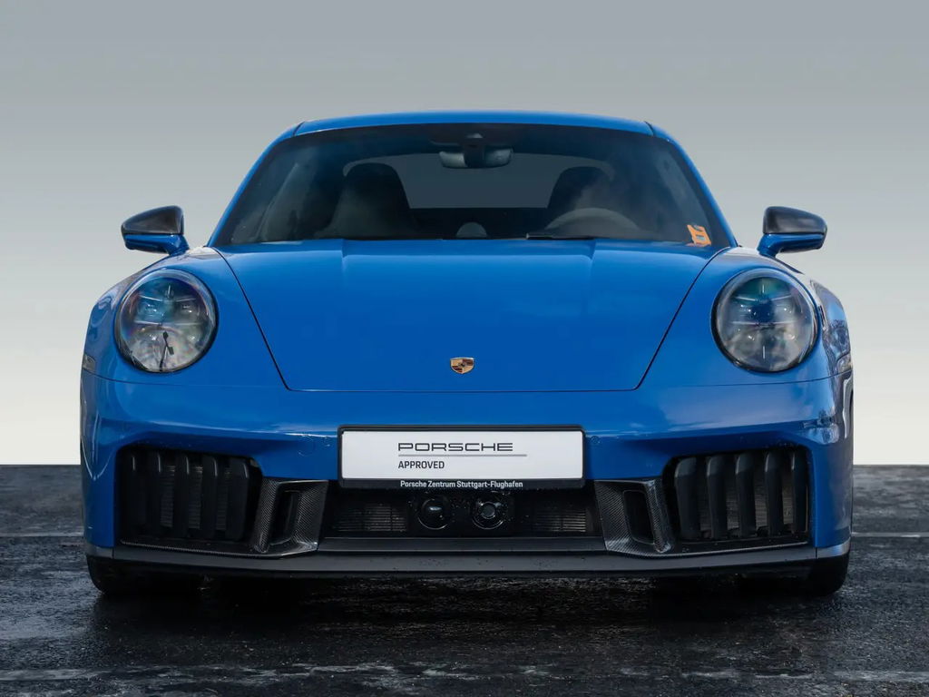 Porsche 992.2 Carrera 4 GTS