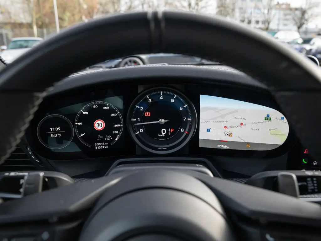 Porsche 992 Carrera 4S