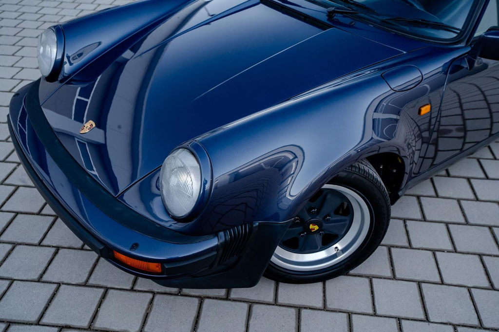 Porsche 911 Turbo 3.3