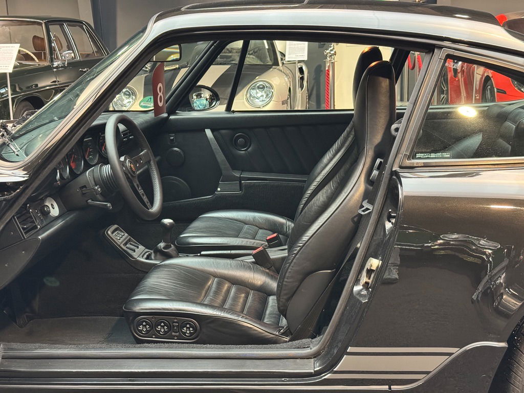 Porsche 964 Carrera 4