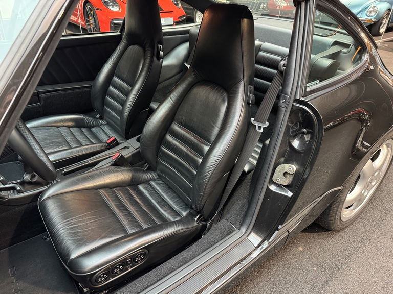 Porsche 964 Carrera 4