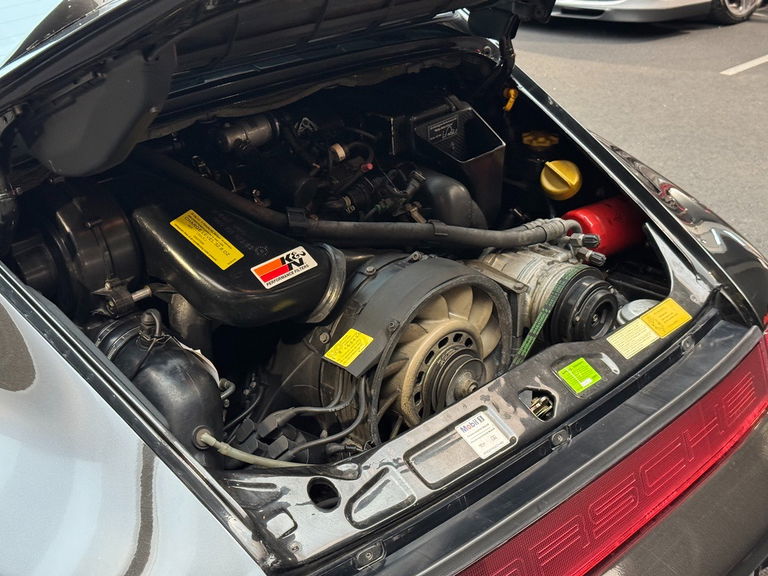 Porsche 964 Carrera 4
