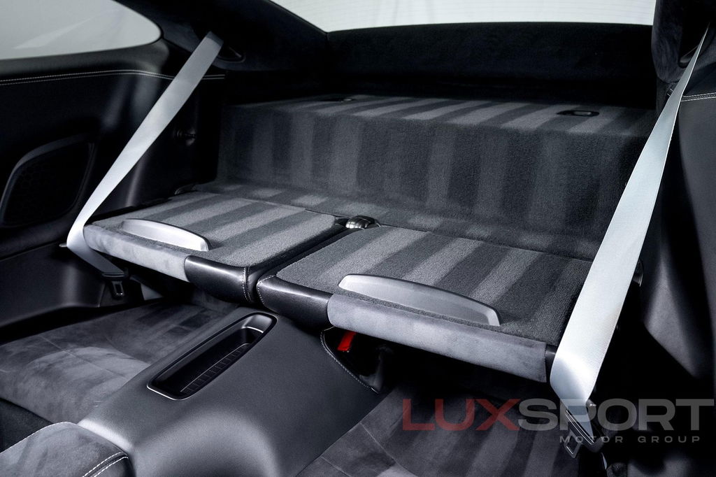 Porsche 991.2 Carrera GTS