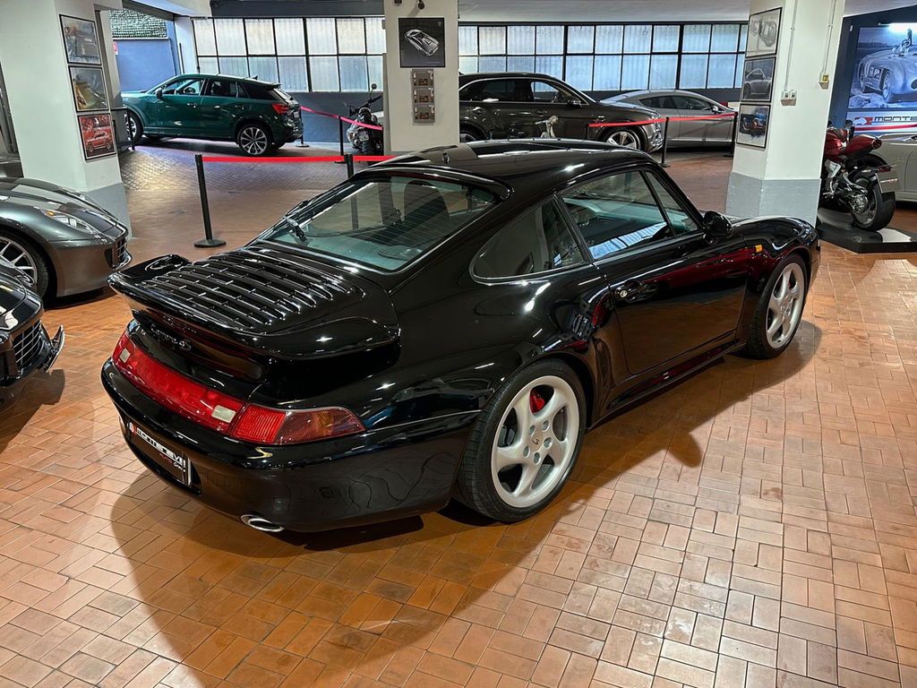 Porsche 993 Carrera 4S