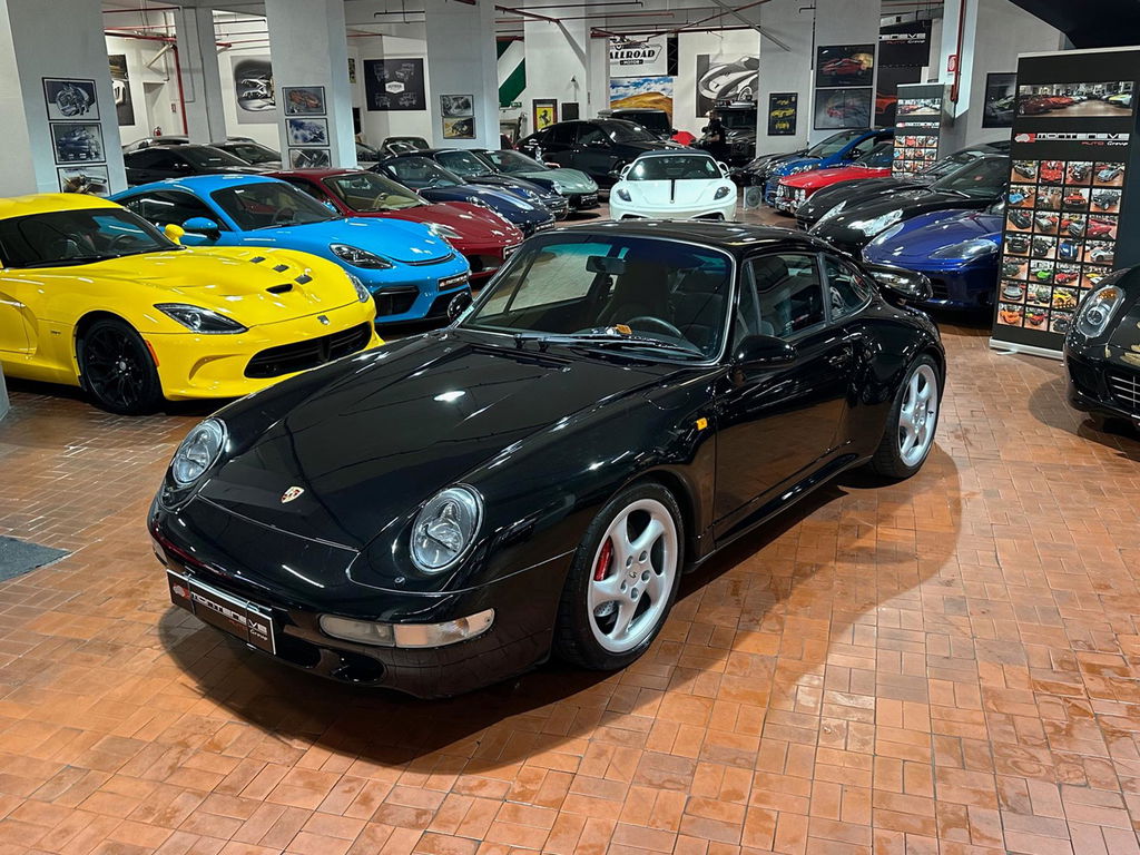 Porsche 993 Carrera 4S