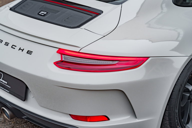 Porsche 991.2 GT3 Touring