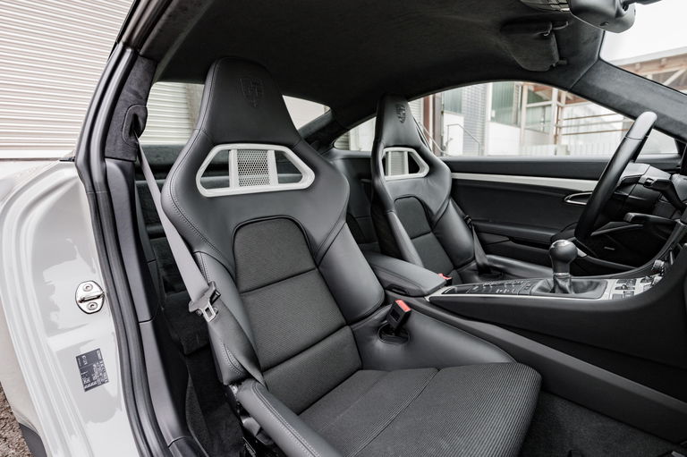 Porsche 991.2 GT3 Touring