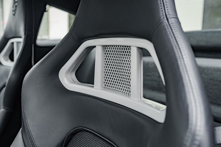 Porsche 991.2 GT3 Touring