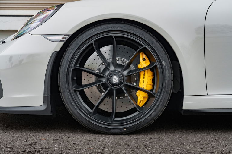 Porsche 991.2 GT3 Touring