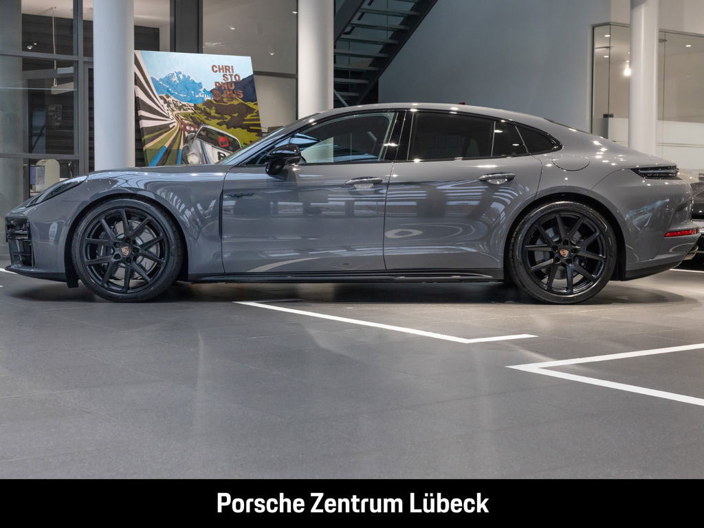 Porsche Panamera 4 E-Hybrid