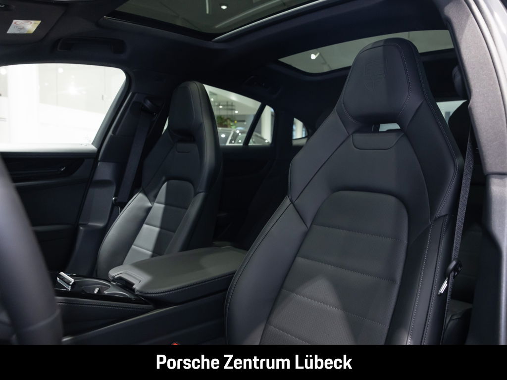 Porsche Panamera 4 E-Hybrid