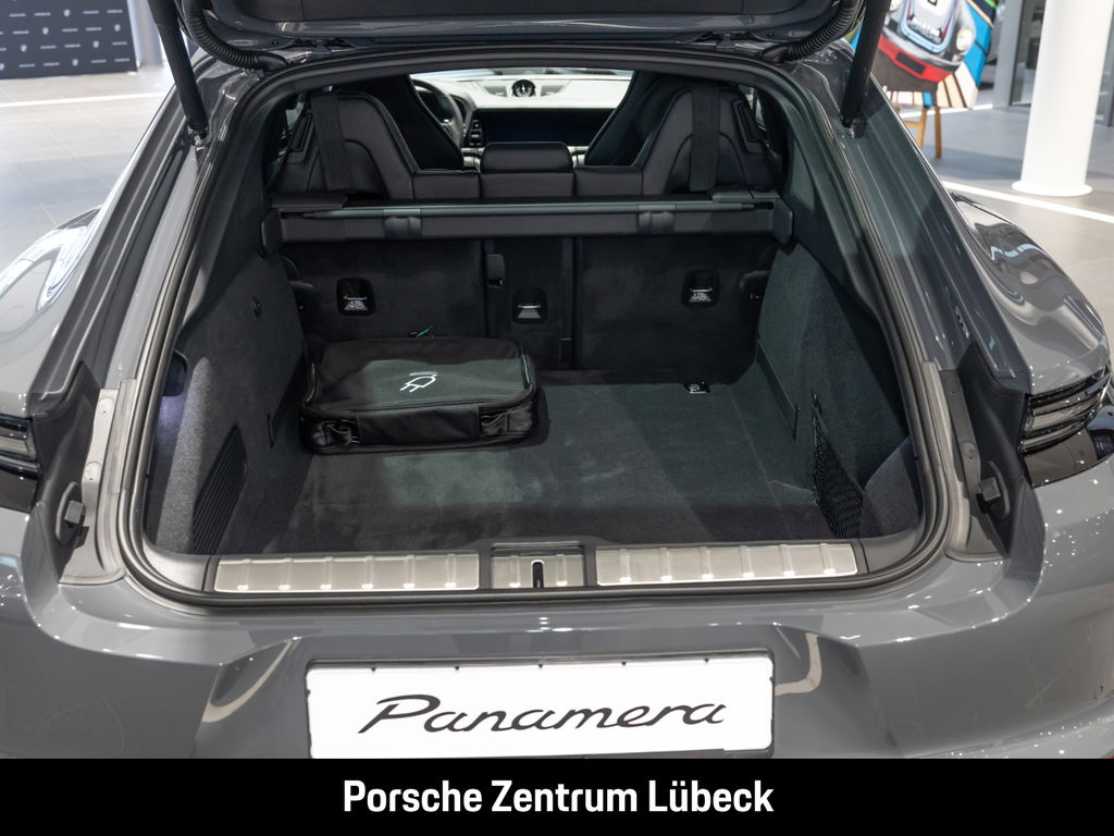 Porsche Panamera 4 E-Hybrid