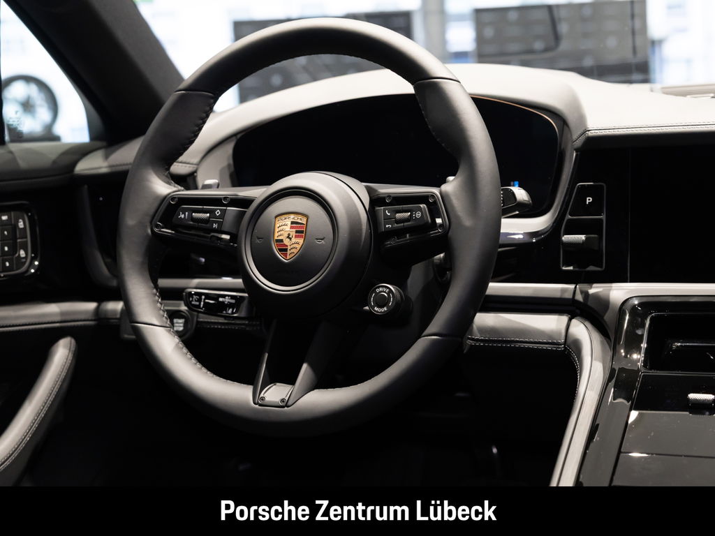 Porsche Panamera 4 E-Hybrid