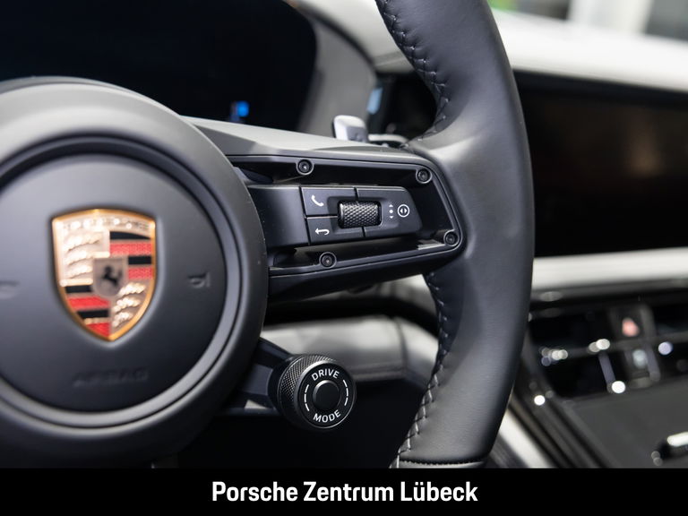 Porsche Panamera 4 E-Hybrid