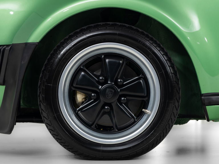 Porsche 911 Turbo 3.0