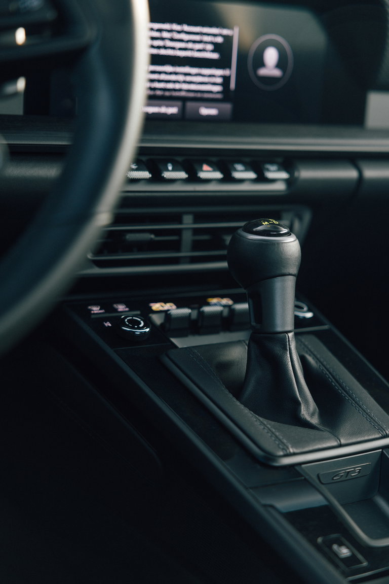 Porsche 992 GT3 Touring