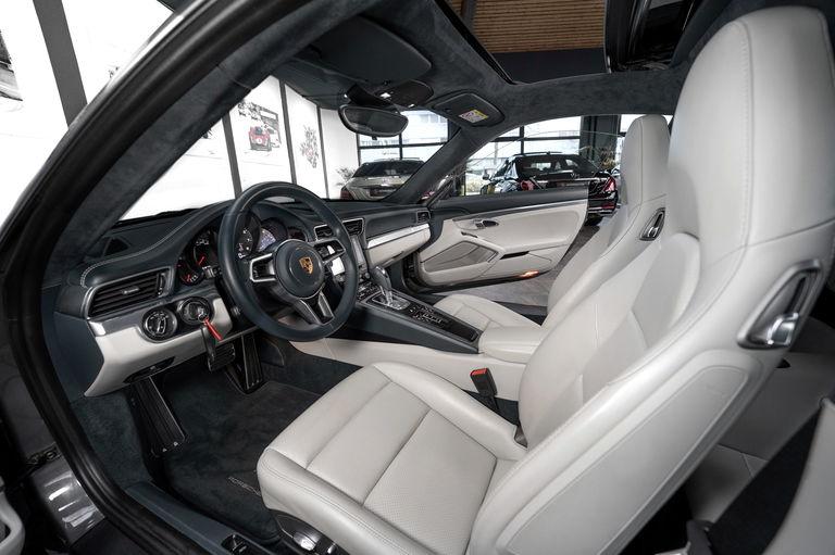 Porsche 991.2 Carrera