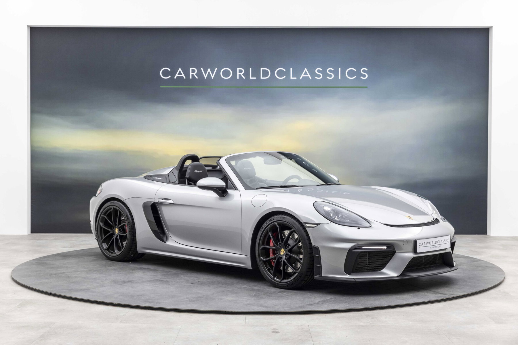 Porsche 718 Spyder カタログ Porsche 718 Cayman GT4 & 718 Boxster Spyder - Ultimate Guide