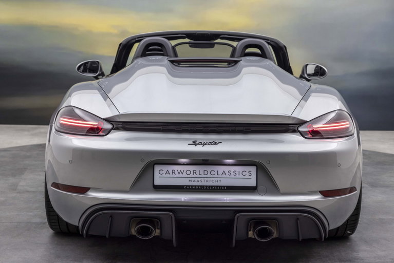 Porsche 718 Spyder