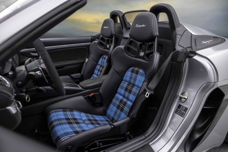 Porsche 718 Spyder