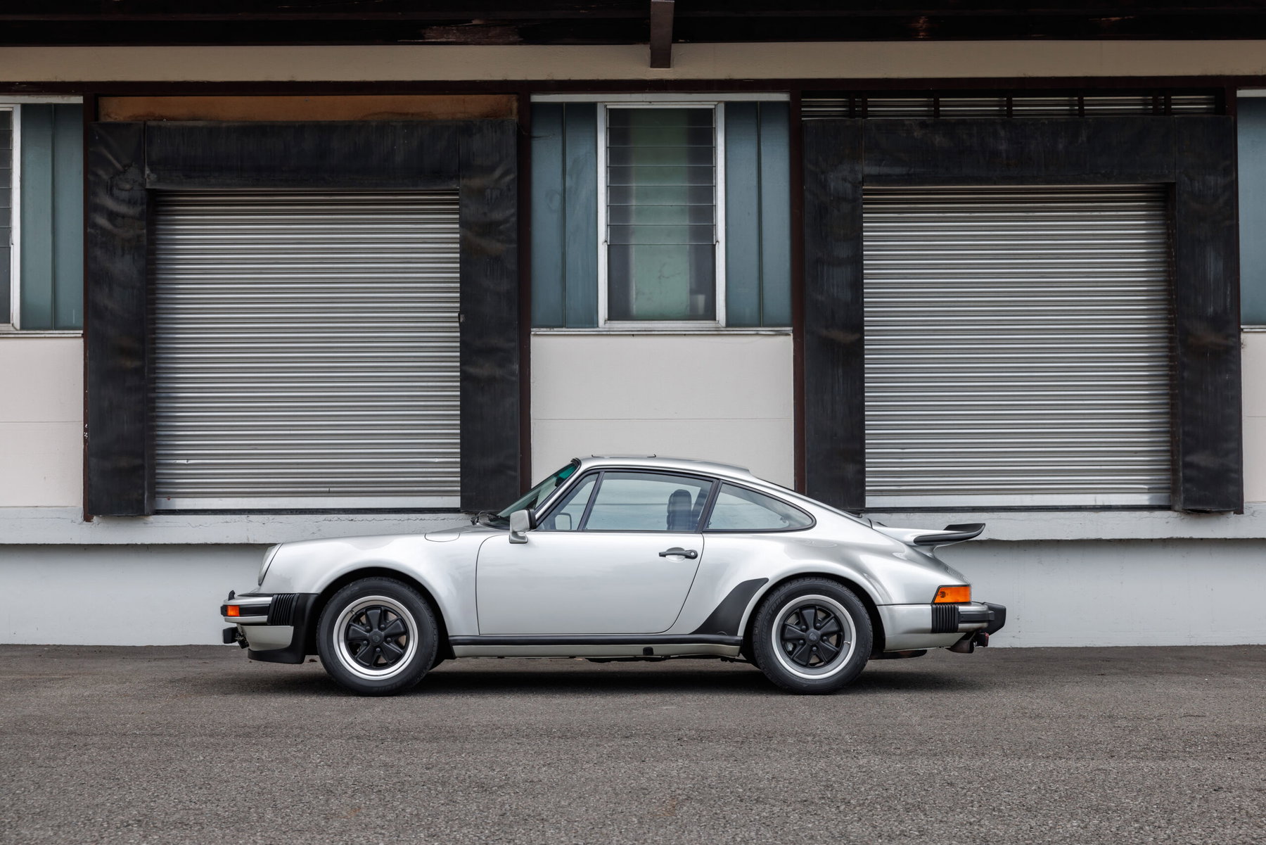 Porsche 911 Turbo 3.0 1977 - elferspot.com - Marketplace for